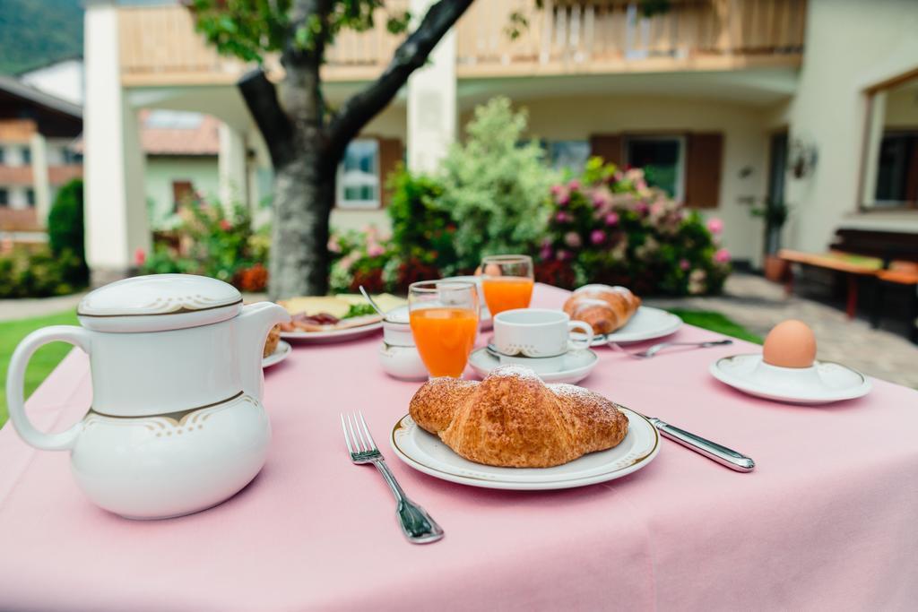 Felsenegg Hotel Nalles Buitenkant foto